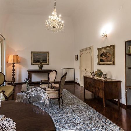 Appartamento Palazzo Pace Al Cassaro Palerme Extérieur photo