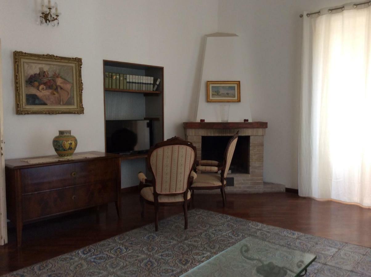Appartamento Palazzo Pace Al Cassaro Palerme Extérieur photo