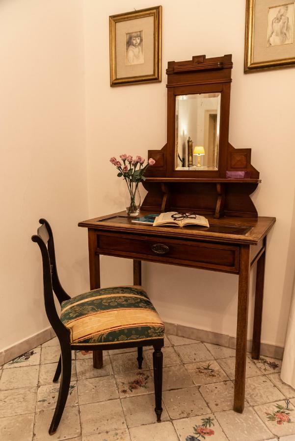 Appartamento Palazzo Pace Al Cassaro Palerme Extérieur photo